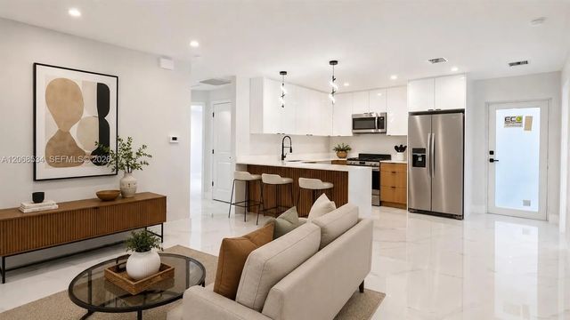 4 of 32 - 729 Anaconda Avenue S, Lehigh Acres, FL