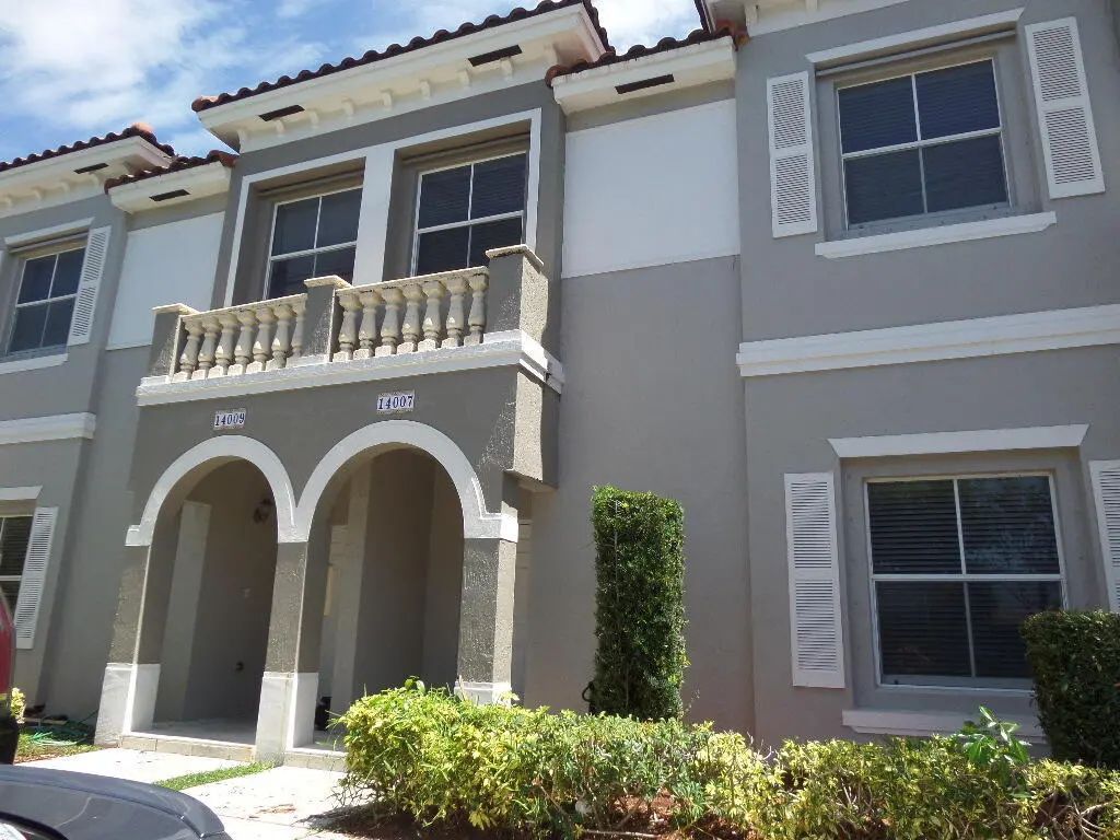 14007 Sw 49th Street #8, Miramar
