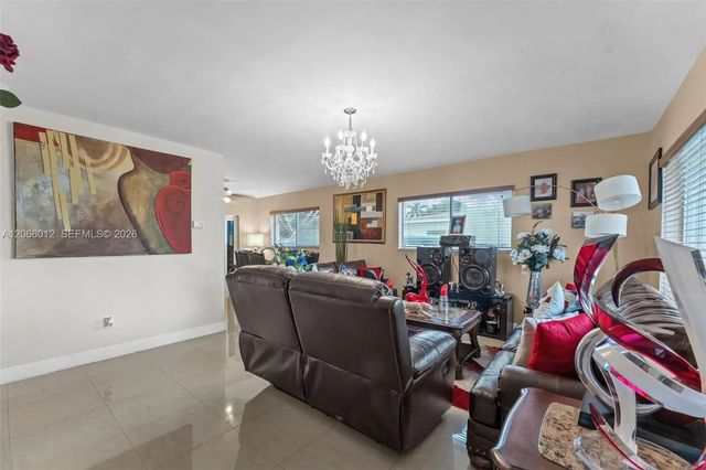 4 of 35 - 11940 Sw 186th Street, Miami, FL