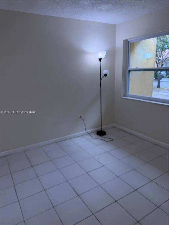 4 of 14 - 70 Sw 14th Terrace, Homestead, FL