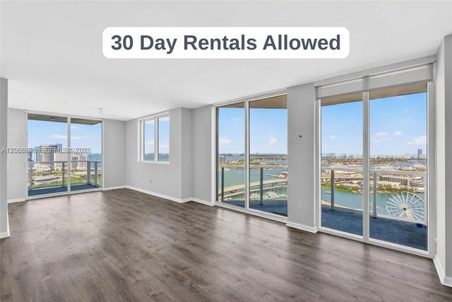 3 of 21 - 244 Biscayne Boulevard #3702, Miami, FL