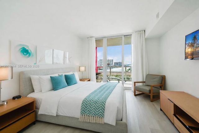 5 of 35 - 2602 E Hallandale Beach Boulevard #r707, Hallandale Beach, FL