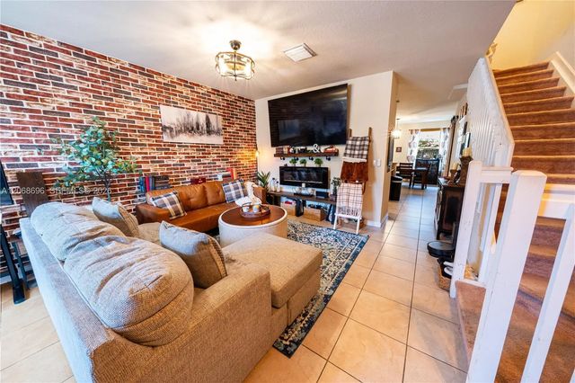 5 of 24 - 9051 Sw 227th Street #11, Cutler Bay, FL