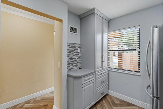 5 of 28 - 10927 Nw 29th Court, Sunrise, FL