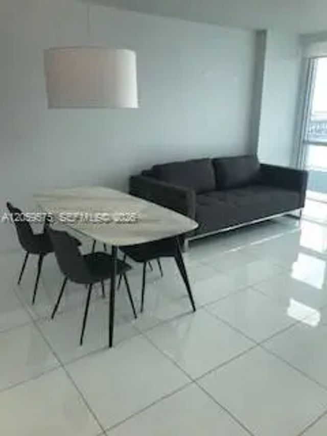 3 of 7 - 540 West Avenue #713, Miami Beach, FL