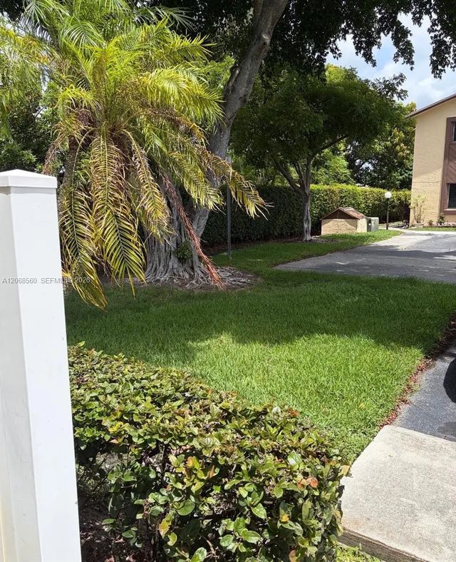 4 of 8 - 6623 Winfield Boulevard #9-4, Margate, FL