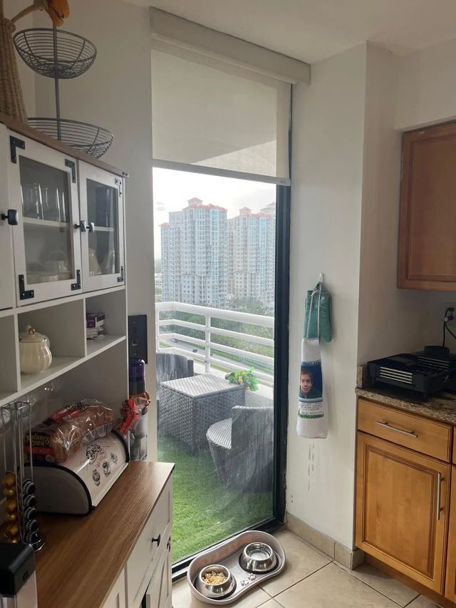 5 of 29 - 3300 Ne 192nd Street #1706, Aventura, FL