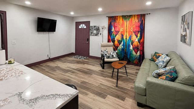 2 of 17 - 325 Nw 135th Street, North Miami, FL