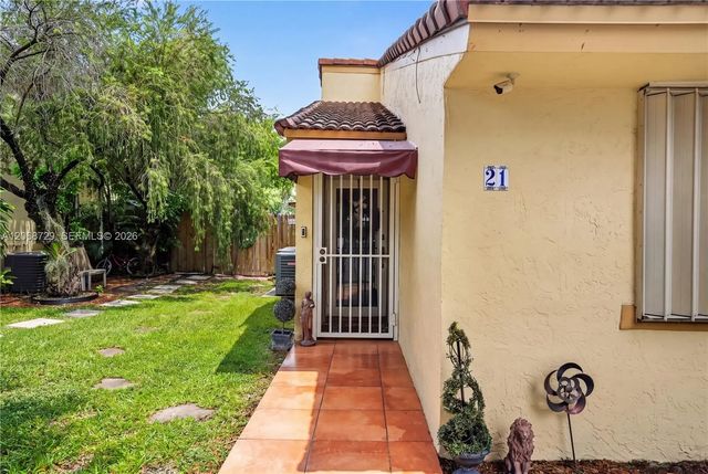 2050 Sw 122nd Avenue #21, Miami
