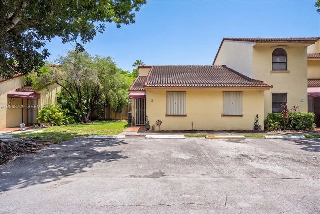 2 of 37 - 2050 Sw 122nd Avenue #21, Miami, FL