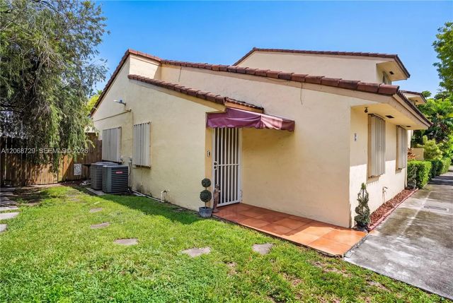 3 of 37 - 2050 Sw 122nd Avenue #21, Miami, FL