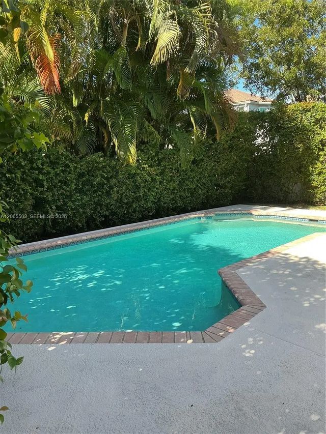 15857 Nw 4th Court, Pembroke Pines
