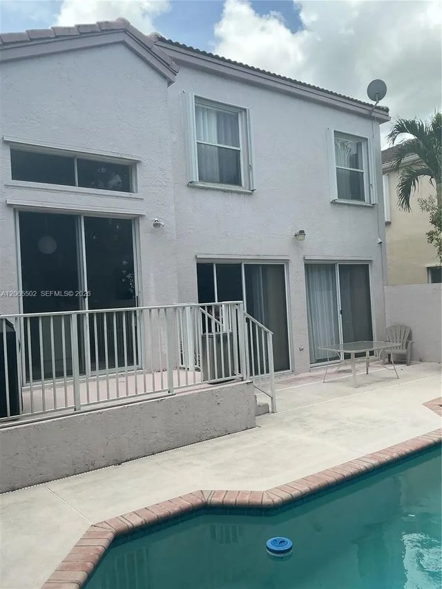 3 of 17 - 15857 Nw 4th Court, Pembroke Pines, FL