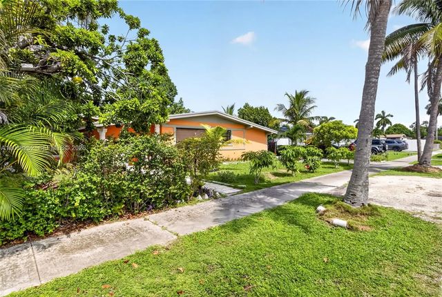 3 of 49 - 17350 Nw 16th Avenue, Miami Gardens, FL