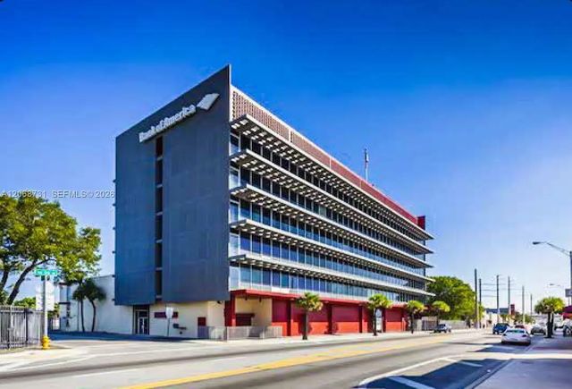 3 of 5 - 2177 Nw 28th Street, Miami, FL