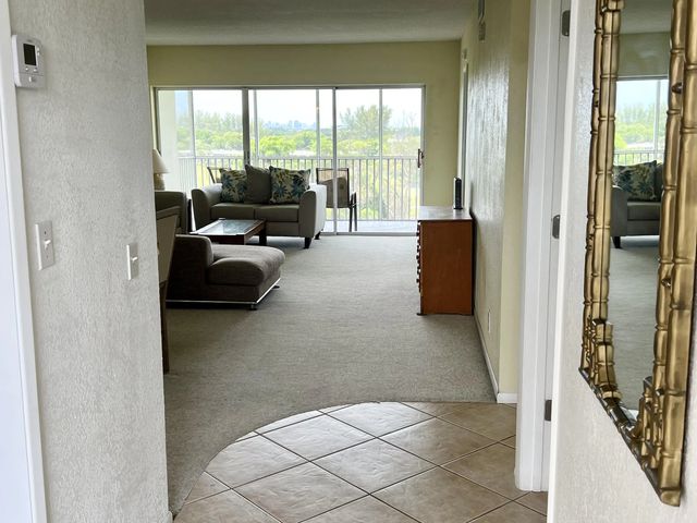 3000 N Palm Aire Drive #603, Pompano Beach