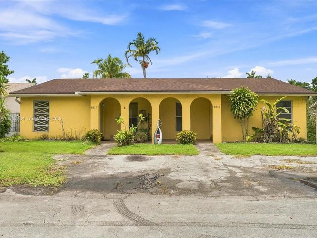 4815 Sw 65th Way, Davie