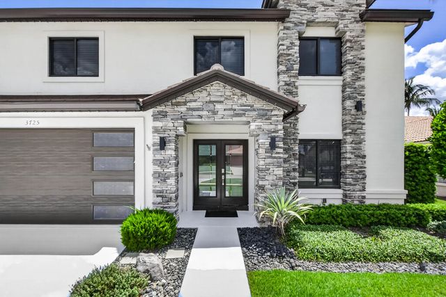4 of 47 - 3725 Cypress Lake Drive, Lake Worth, FL