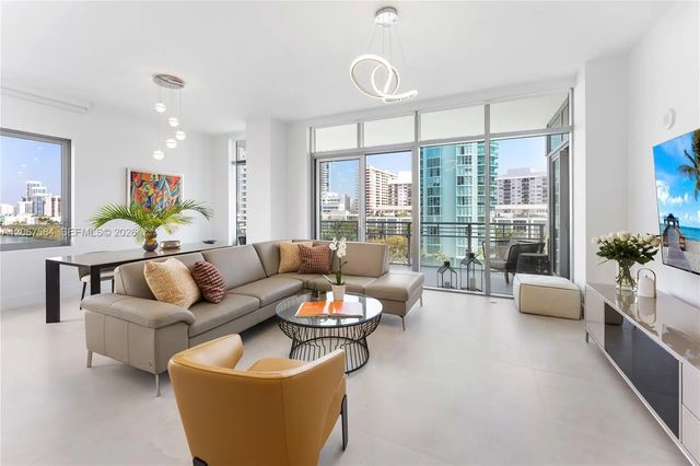 2 of 35 - 6101 Aqua Avenue #703, Miami Beach, FL