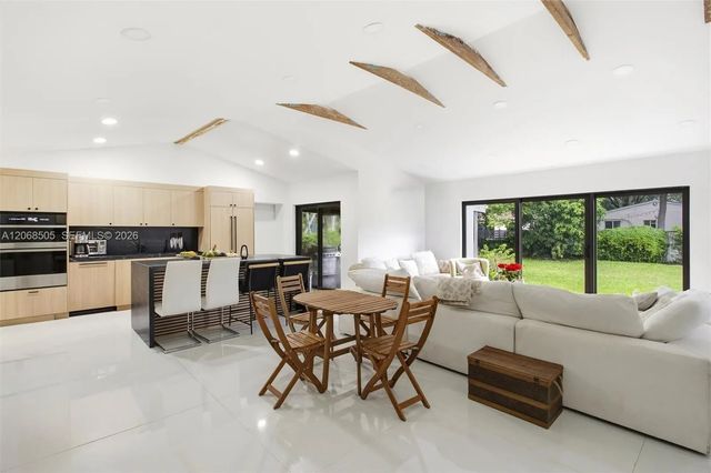 3 of 25 - 125 Ne 107th Street, Miami Shores, FL