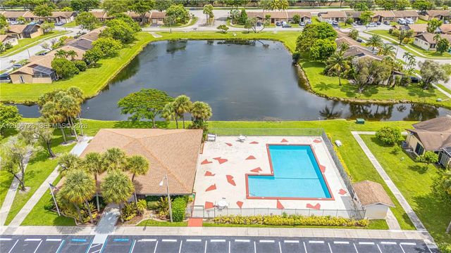 4 of 28 - 9480 W Fern Lane, Miramar, FL