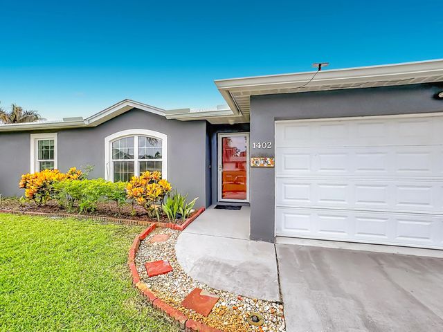 5 of 47 - 1402 Sw Flounder Lane, Port St. Lucie, FL