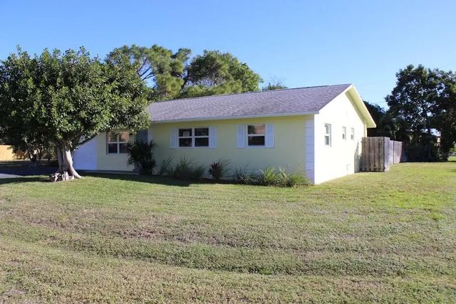 2 of 17 - 2104 Ne 1st Court, Boynton Beach, FL
