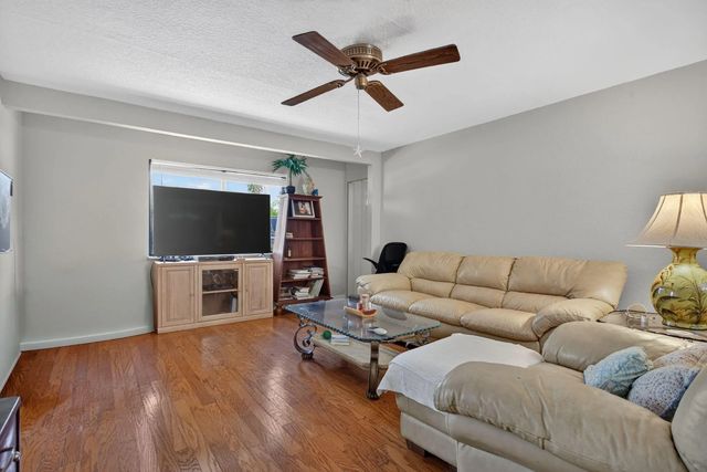 5 of 36 - 2750 Ne 9th Terrace, Pompano Beach, FL