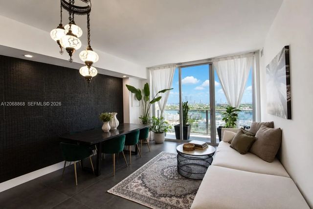 5 of 23 - 16385 Biscayne Boulevard #1920, North Miami Beach, FL