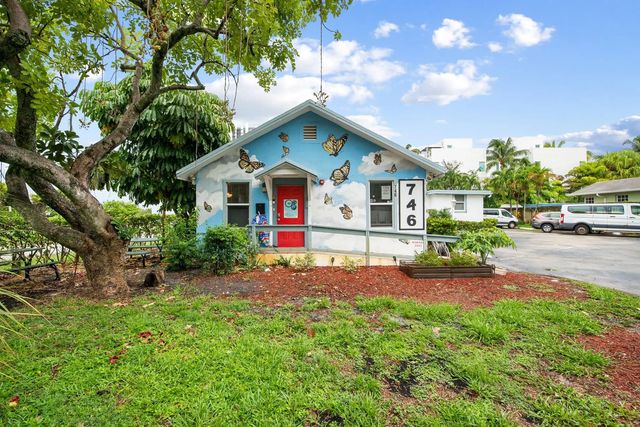 4 of 18 - 746 Ne 3rd Avenue, Fort Lauderdale, FL