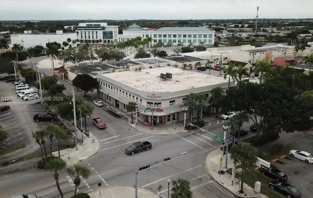 5 of 10 - 381 N Krome Avenue #105, Homestead, FL