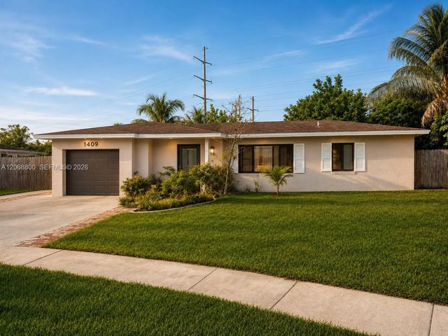 1409 Broadmoor, North Lauderdale