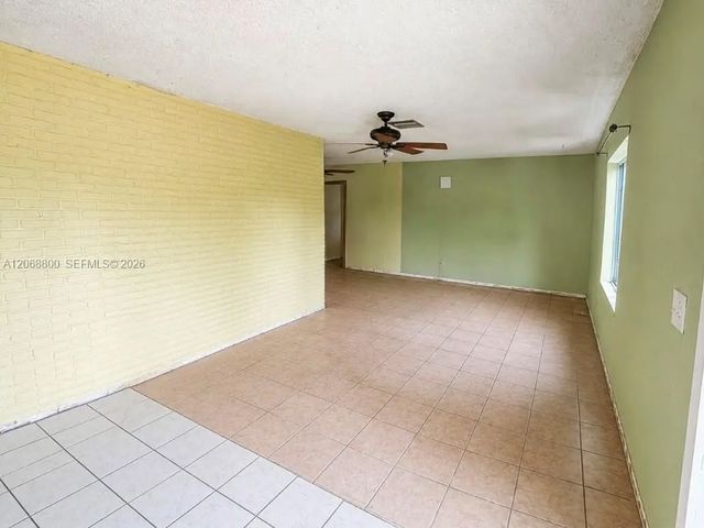 3 of 23 - 1409 Broadmoor, North Lauderdale, FL