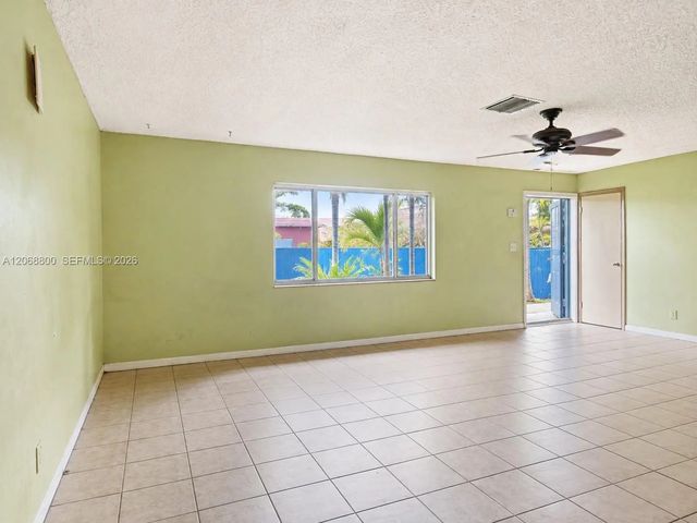 4 of 23 - 1409 Broadmoor, North Lauderdale, FL