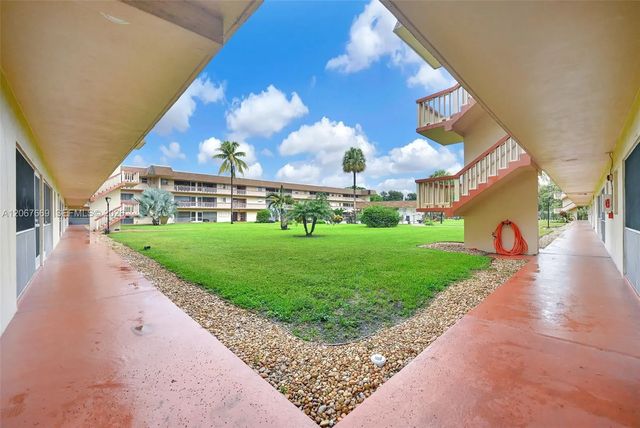 5300 Washington Street #r110, Hollywood