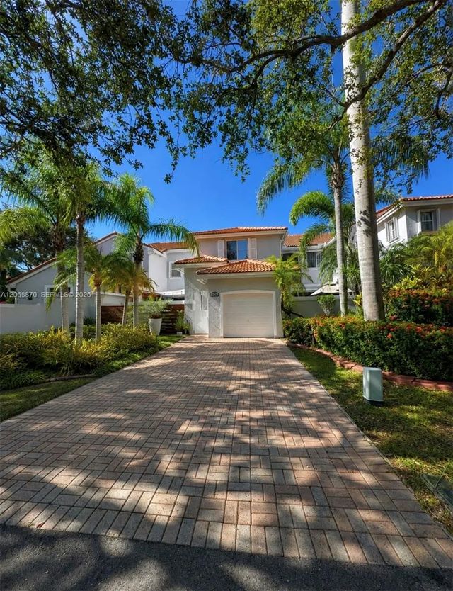 4 of 28 - 1135 Cherrypalm Lane, Hollywood, FL