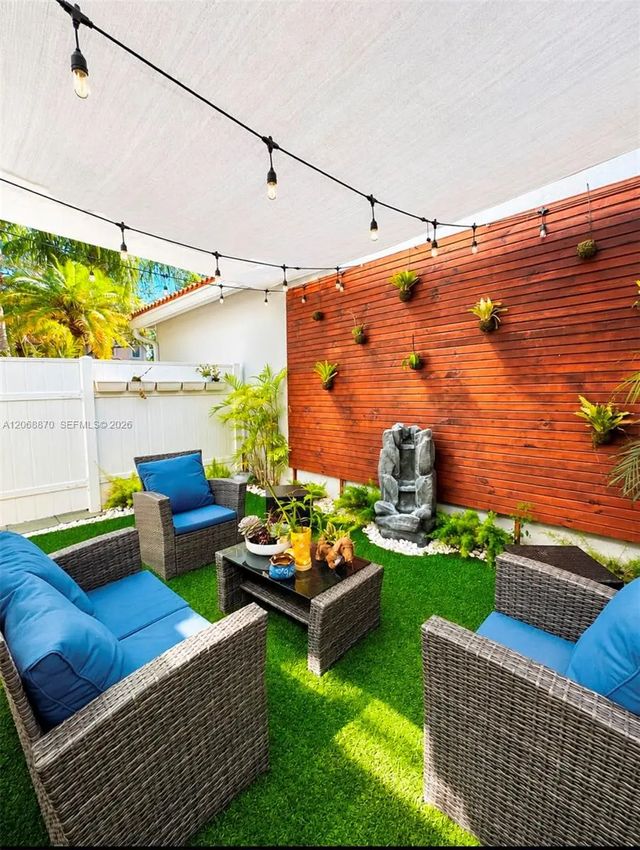 5 of 28 - 1135 Cherrypalm Lane, Hollywood, FL