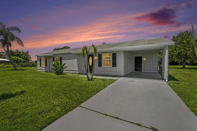 2 of 67 - 502 Ne Solida Circle, Port St. Lucie, FL
