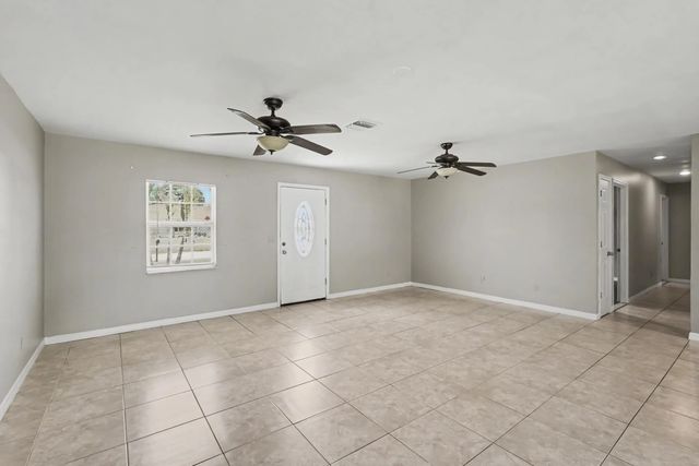 5 of 67 - 502 Ne Solida Circle, Port St. Lucie, FL