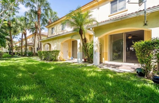 4 of 36 - 2517 Sw 83rd Terrace #105, Miramar, FL