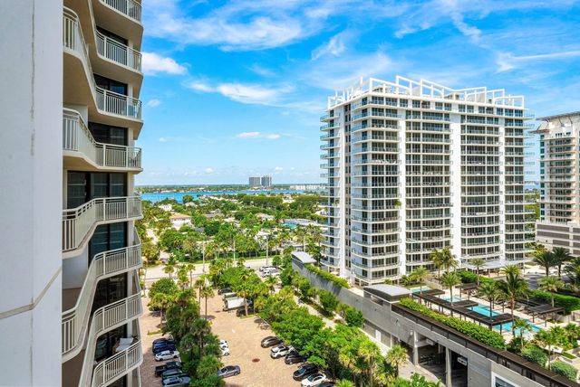 4 of 40 - 3000 N Ocean Drive #15c, Singer Island, FL