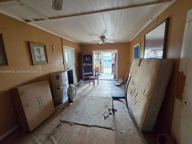4 of 7 - 3168 Nw 66th Street, Miami, FL