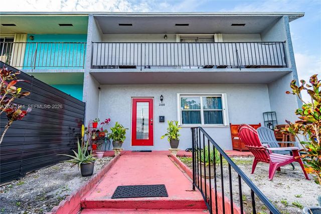 2100 Ne 170th Street, North Miami Beach