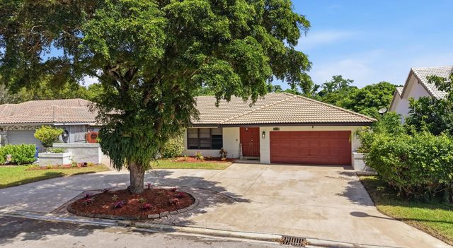 2 of 54 - 6013 Nw 47th Place, Coral Springs, FL