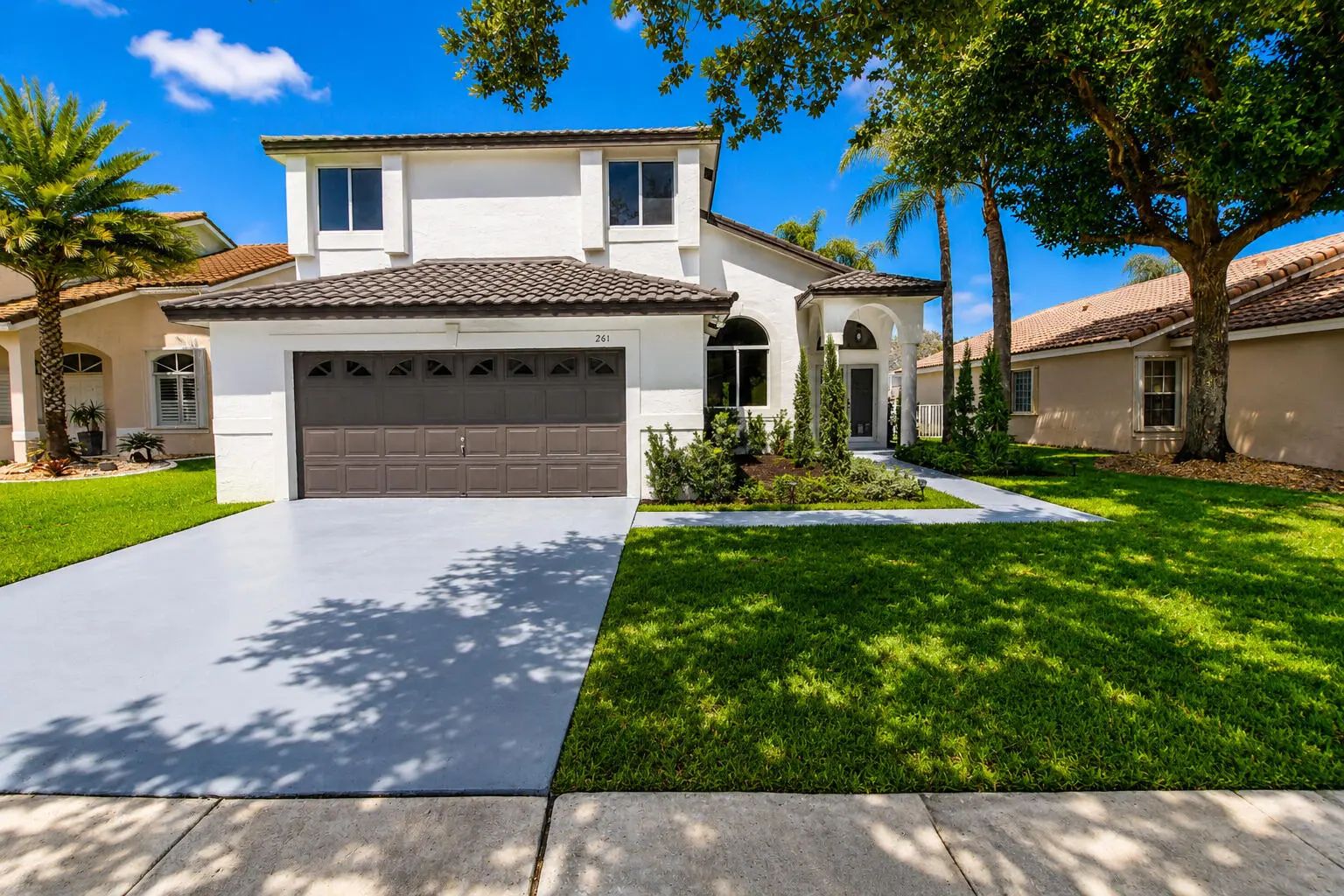 261 Sw 178th Way, Pembroke Pines