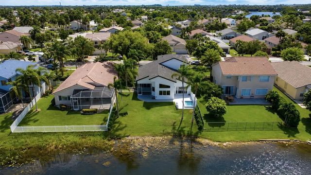 5 of 50 - 261 Sw 178th Way, Pembroke Pines, FL