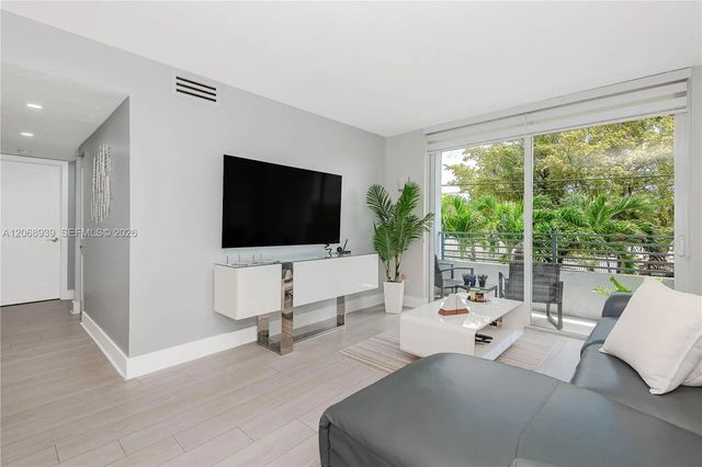 3 of 27 - 8201 Nw 8th Street #1-204, Miami, FL