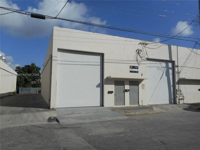 1455 Ne 129th Street, North Miami