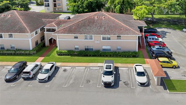 10168 Twin Lakes Drive #13-a, Coral Springs