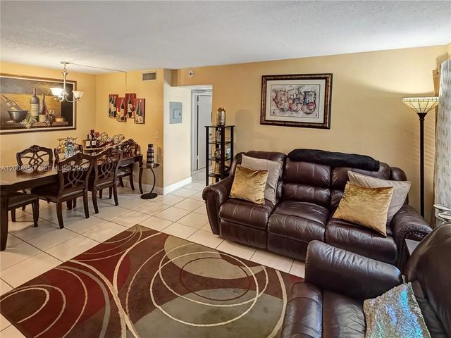 3 of 14 - 10168 Twin Lakes Drive #13-a, Coral Springs, FL